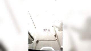 駅トイレ②本気で鼻くそをほじる美女登場！ ipcam