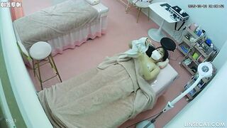 [신작] 엉덩이가 정말 예쁜 여자는 연예인인 듯, 엉덩이 피부까지 꼼꼼하게 관리합니다. 가슴이 큰 여자는 젖꼭지를 분홍색으로 물들이고 korean porn vip ipcam