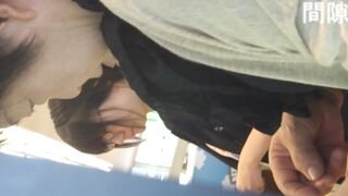 サンドイッチ待ちパンチラ voyeur jp