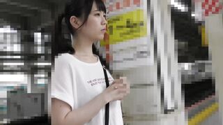 電車痴漢 水玉pの超絶美尻 夏休みツインテ激萌え美少女 未熟メコスジにバイブ挿入でアヘ声 駅トイレで生ハメ中出し 高画質 voyeur jp