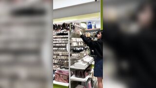 お姉さんの逆さ見せパン動画８人分 ２７９ voyeur jp 01