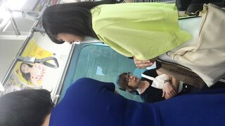 逆さpart7 清楚系童顔 駅ホームで白ワンピから生p voyeur jp